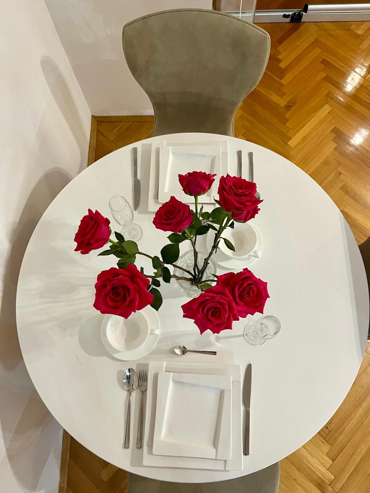 Ruby Luxury Central Apartment สโกเปีย ภายนอก รูปภาพ