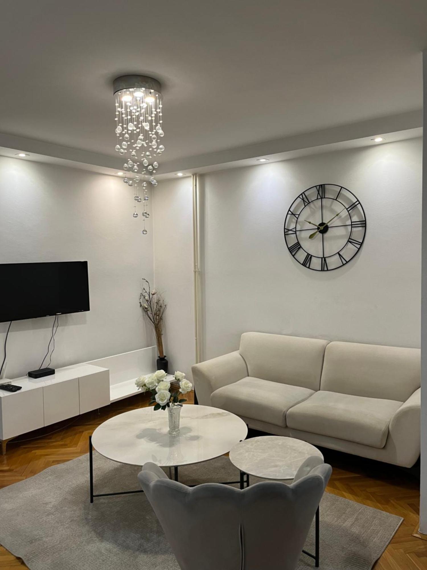Ruby Luxury Central Apartment สโกเปีย ภายนอก รูปภาพ