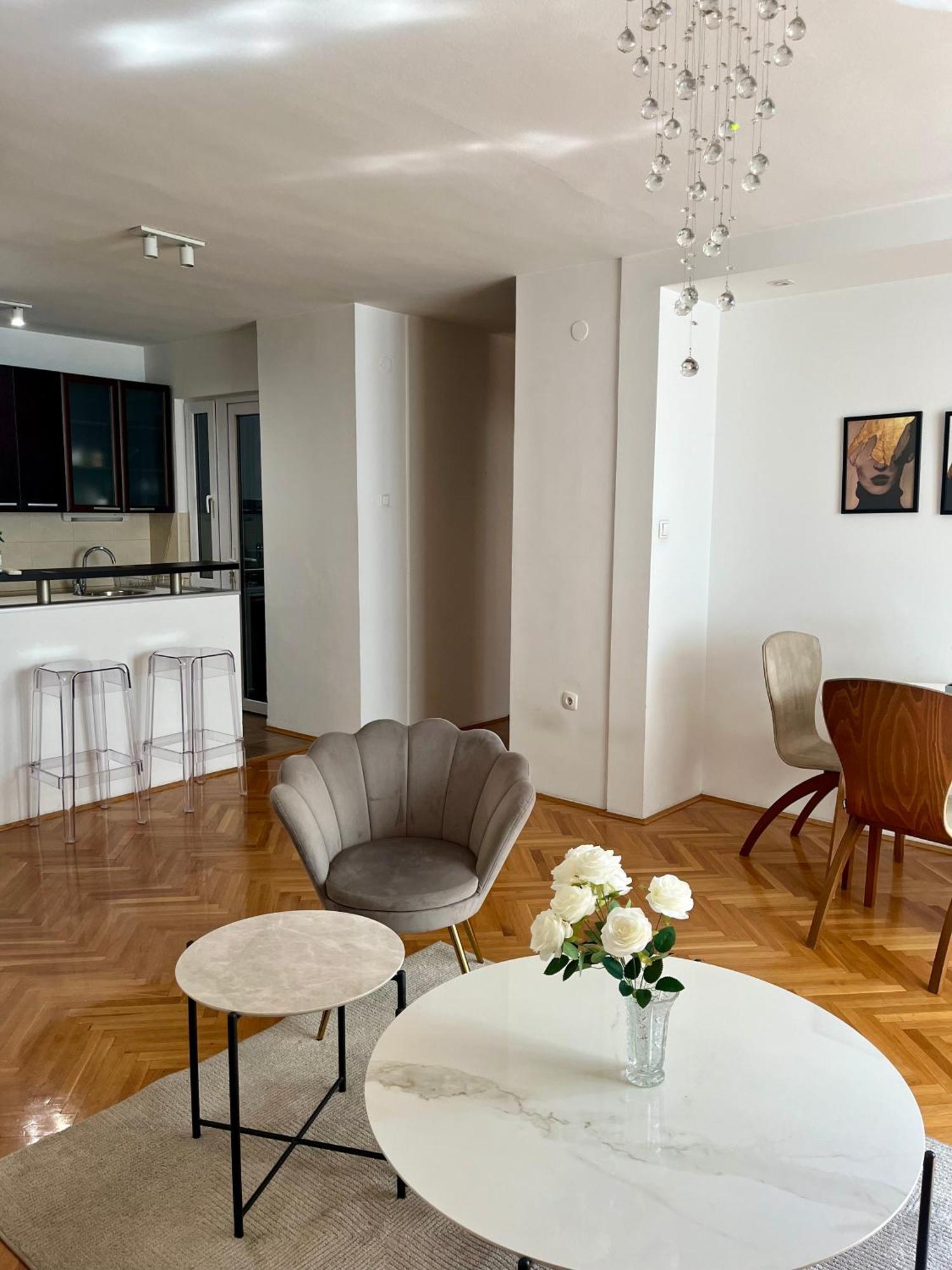 Ruby Luxury Central Apartment สโกเปีย ภายนอก รูปภาพ